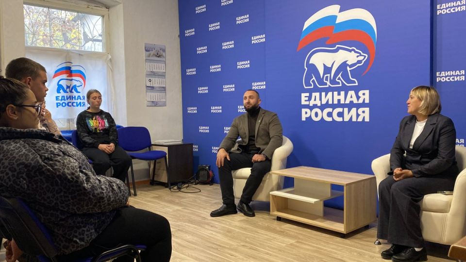 Волонтеры из Херсонской области отправились в лагерь «Курский рубеж» Волонтеры из Херсонской области отправились в лагерь «Курский рубеж»