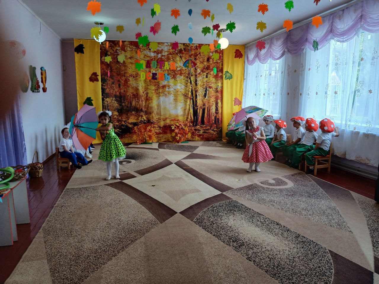 В Приморском детском саду «Золотая рыбка» отпраздновали Праздник осени В Приморском детском саду «Золотая рыбка» отпраздновали Праздник осени