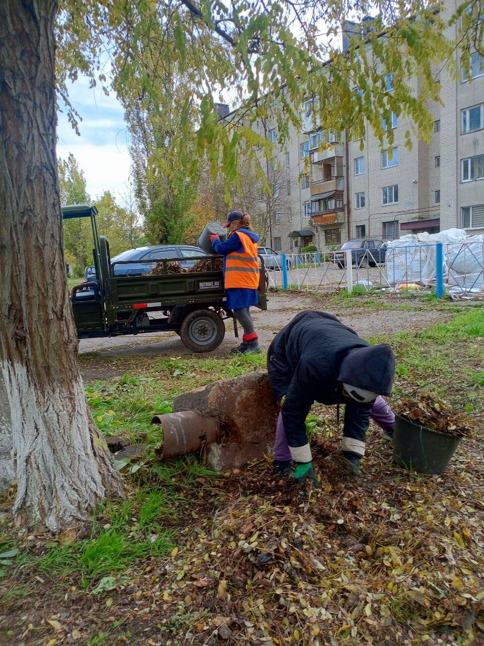 Коммунальные службы Генического округа благоустраивают населенные пункты Коммунальные службы Генического округа благоустраивают населенные пункты