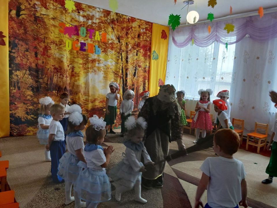 В Приморском детском саду «Золотая рыбка» отпраздновали Праздник осени В Приморском детском саду «Золотая рыбка» отпраздновали Праздник осени