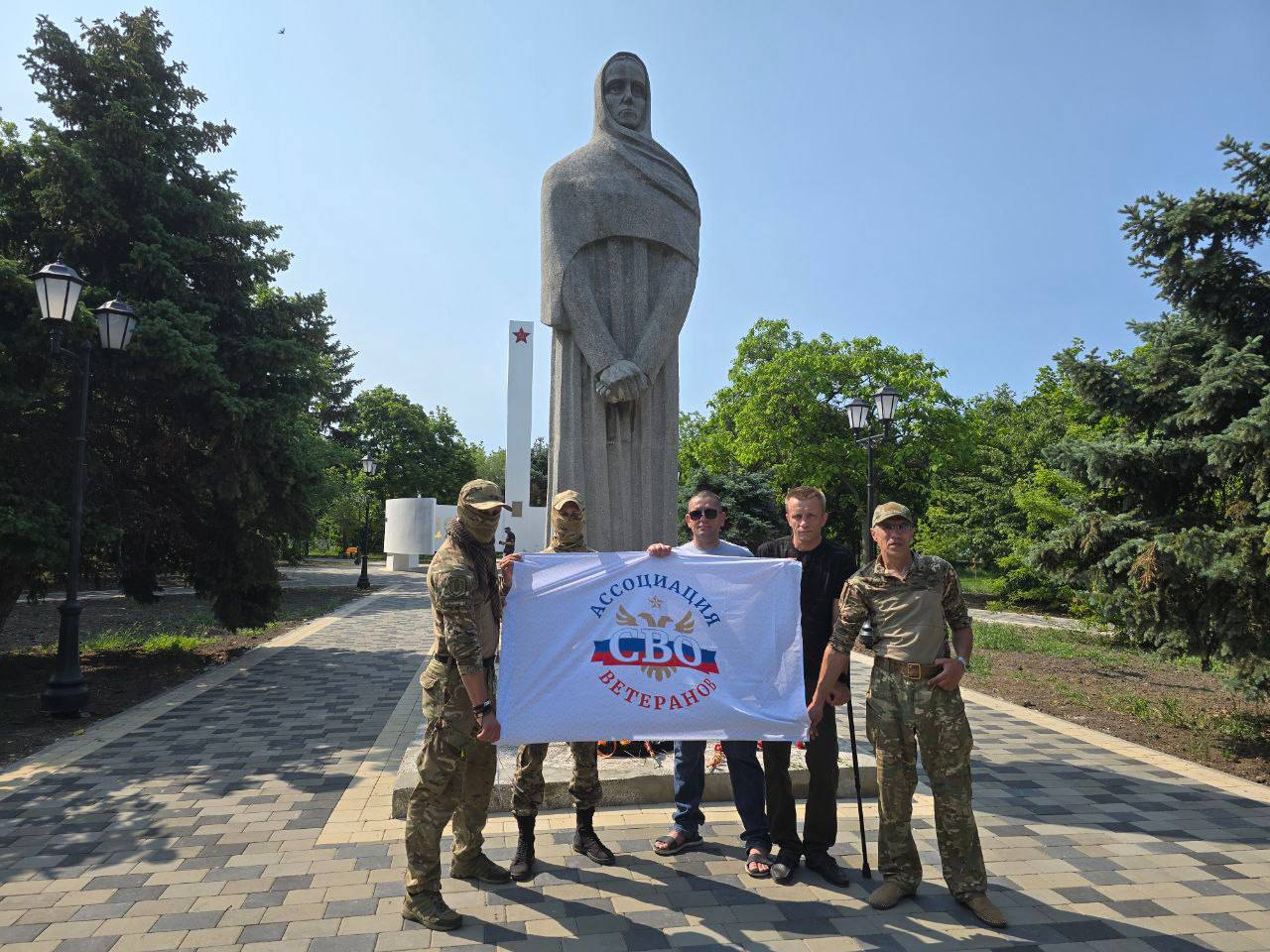 Ветеран СВО продолжает помогать тем, кто в этом нуждается Ветеран СВО продолжает помогать тем, кто в этом нуждается