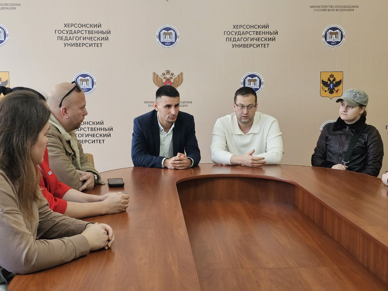 Награждение лучших студентов - участников Всероссийского экономического диктанта 2025 (ВЭД-2025) Награждение лучших студентов - участников Всероссийского экономического диктанта 2025 (ВЭД-2025)