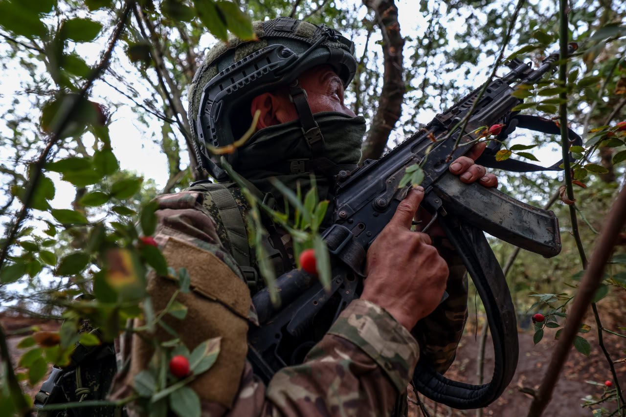 Владимир Сальдо: Президент присвоил 127-й отдельной бригаде разведки 18-й общевойсковой армии почётное наименование "гвардейская" Владимир Сальдо: Президент присвоил 127-й отдельной бригаде разведки 18-й общевойсковой армии почётное наименование "гвардейская"