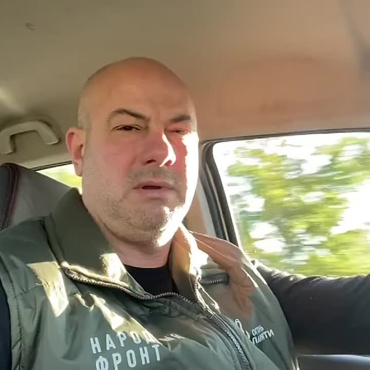 Друзья, мы снова в пути, везём гуманитарный груз нашим бойцам