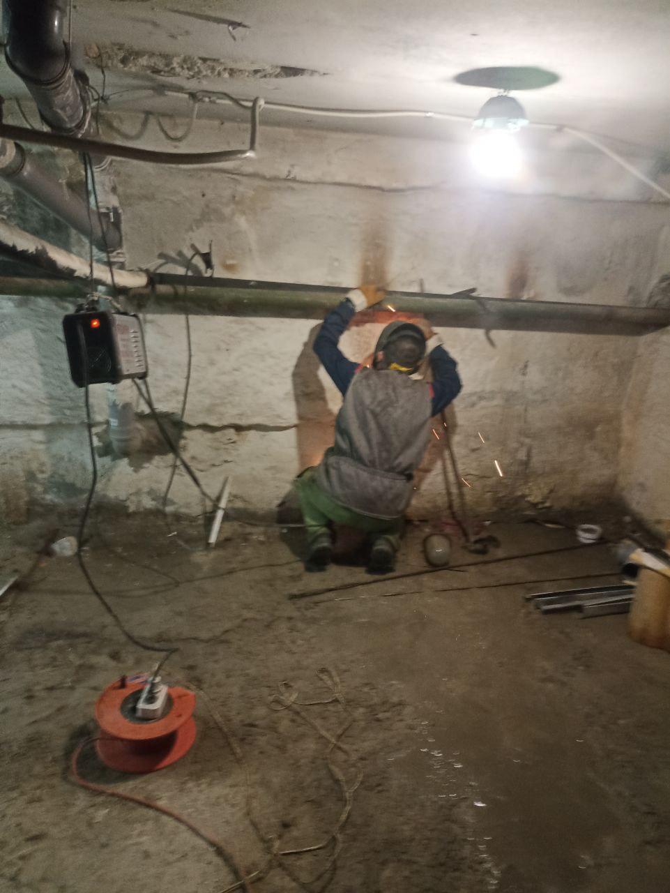 Рязанцы проводят ремонт отопления в детском саду в Хлебодаровке Рязанцы проводят ремонт отопления в детском саду в Хлебодаровке