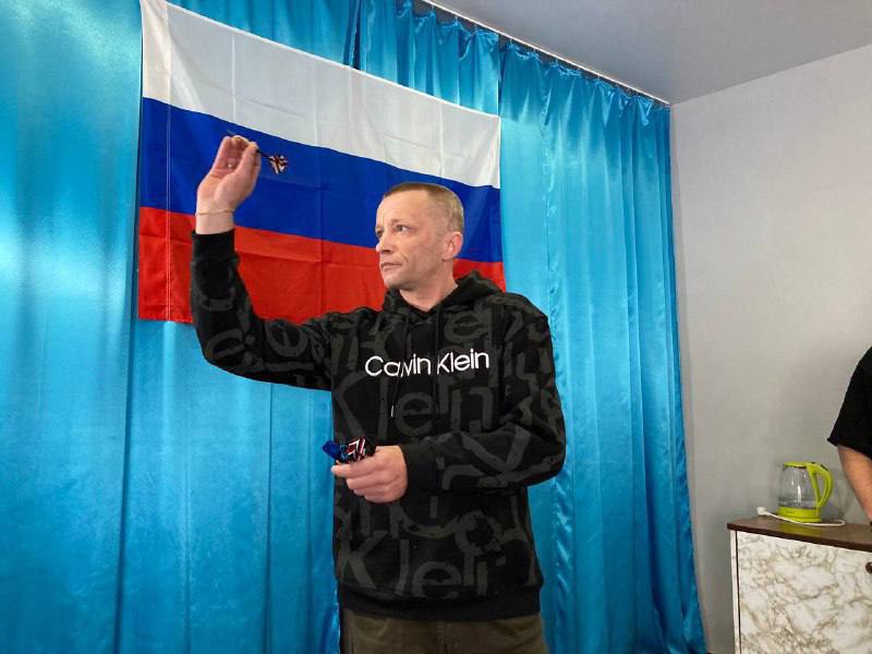 Ветеран СВО продолжает помогать тем, кто в этом нуждается Ветеран СВО продолжает помогать тем, кто в этом нуждается