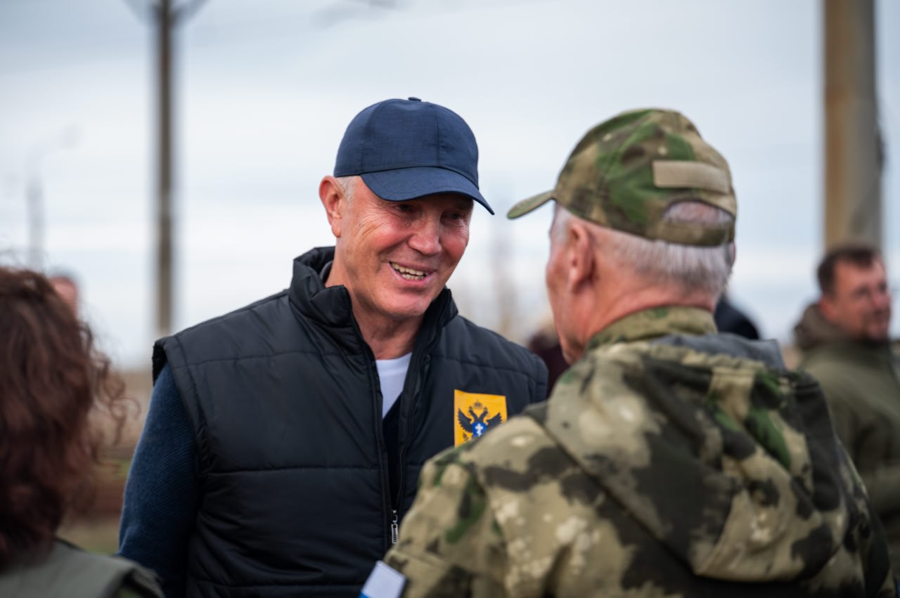 Владимир Сальдо: Очередной гуманитарный конвой «Единой России» с Кубани доставил на Херсонщину крупную партию помощи для участников СВО и мирных жителей Владимир Сальдо: Очередной гуманитарный конвой «Единой России» с Кубани доставил на Херсонщину крупную партию помощи для участников СВО и мирных жителей