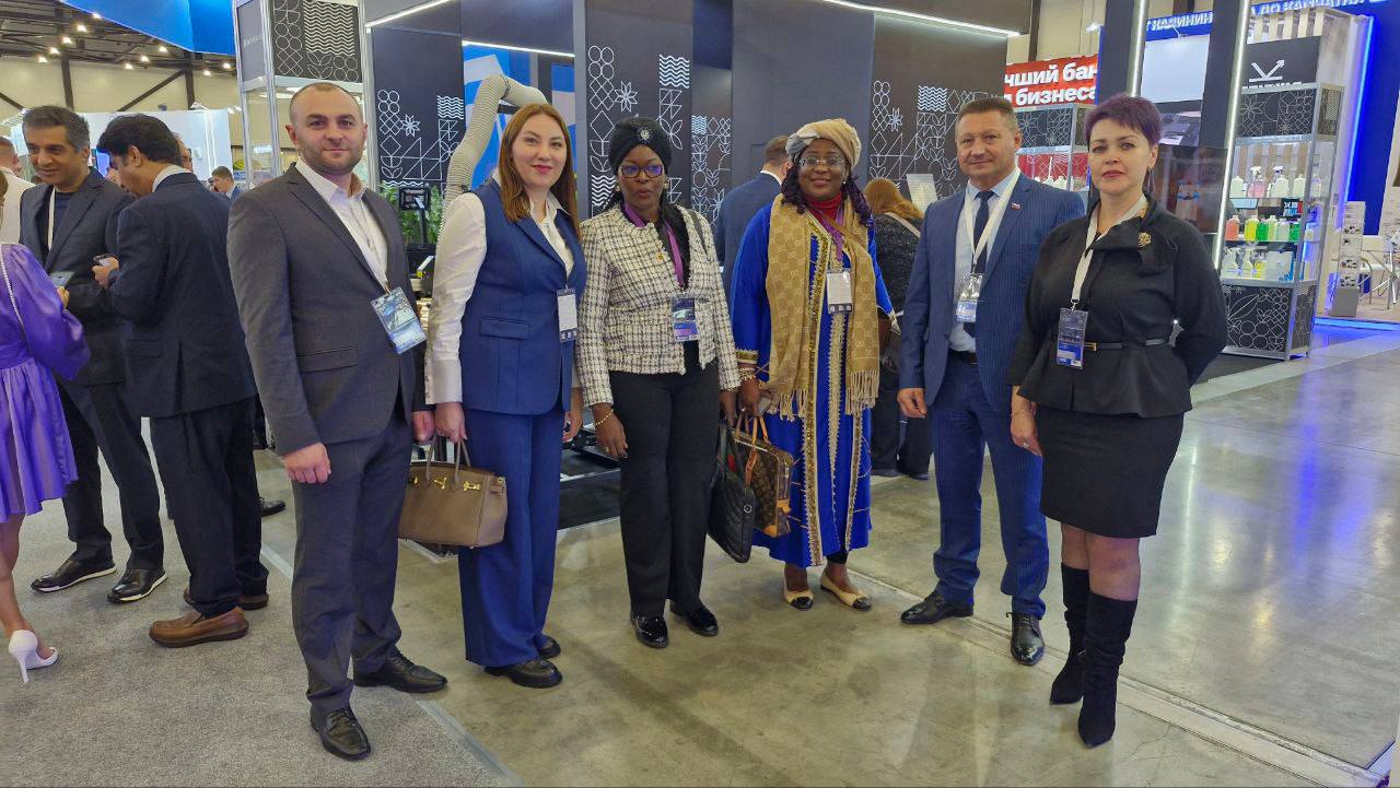 Владимир Сальдо: Главы наших муниципалитетов – на международной арене