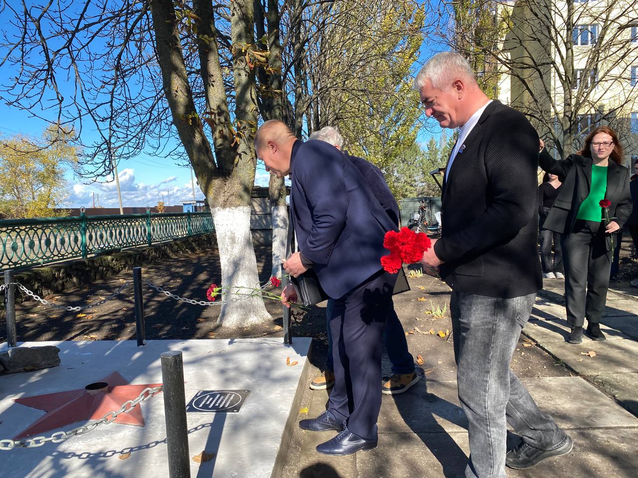 В Геническом строительном колледже прошла тематическая встреча, посвященная годовщине освобождения Геническа от немецко-фашистской оккупации В Геническом строительном колледже прошла тематическая встреча, посвященная годовщине освобождения Геническа от немецко-фашистской оккупации