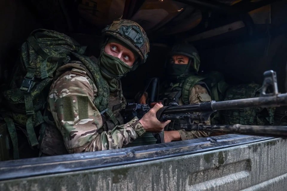 Севастопольская бригада разведки, отличившаяся на Херсонщине, стала гвардейской