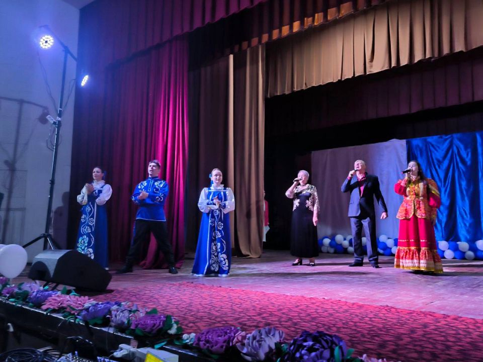 Концерт Херсонской областной филармонии в Ивановке ко Дню народного единства! Концерт Херсонской областной филармонии в Ивановке ко Дню народного единства!