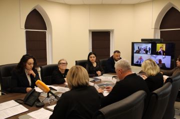  :         ,     ,         ...