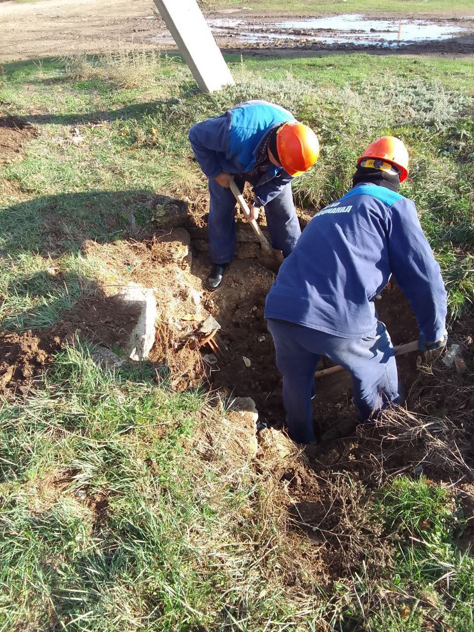 Специалисты Горностаевского ТПУ провели ремонтно-восстановительные работы на сетях водоснабжения в нескольких населенных пунктах округа Специалисты Горностаевского ТПУ провели ремонтно-восстановительные работы на сетях водоснабжения в нескольких населенных пунктах округа