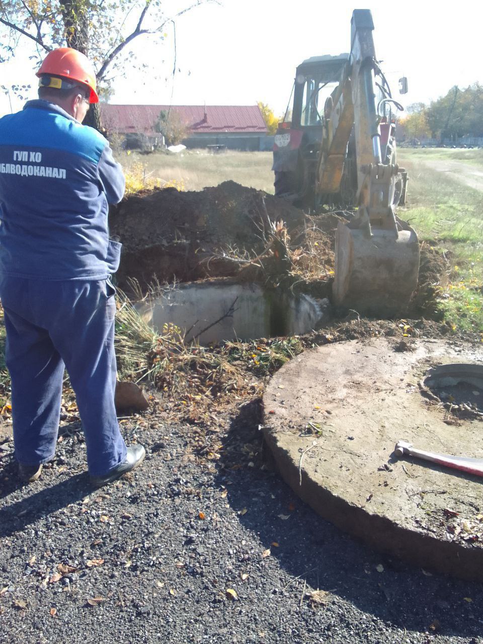 Специалистами ГУП ХО «ОБЛВОДОКАНАЛ» проведены работы по поддержанию надежной работы систем водоснабжения в поселках Новотроицкое и Сивашское Специалистами ГУП ХО «ОБЛВОДОКАНАЛ» проведены работы по поддержанию надежной работы систем водоснабжения в поселках Новотроицкое и Сивашское