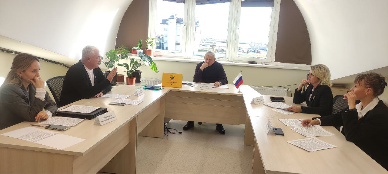 На заседании комитета Херсонской областной Думы по социальной политике депутаты поддержали ряд важных социальных инициатив