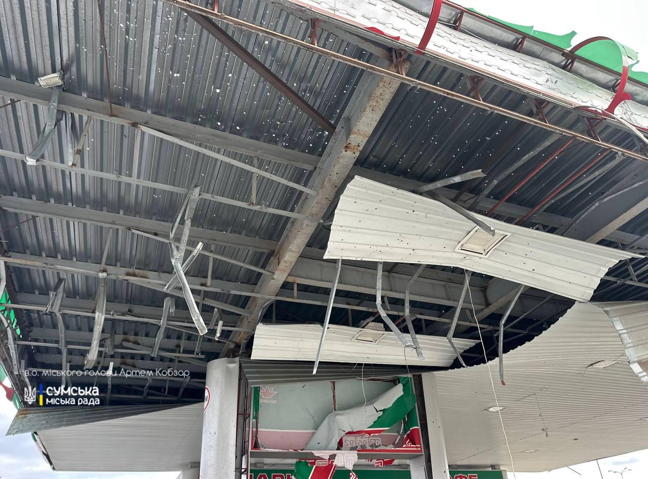 Еще фото с места удара в Сумах Еще фото с места удара в Сумах