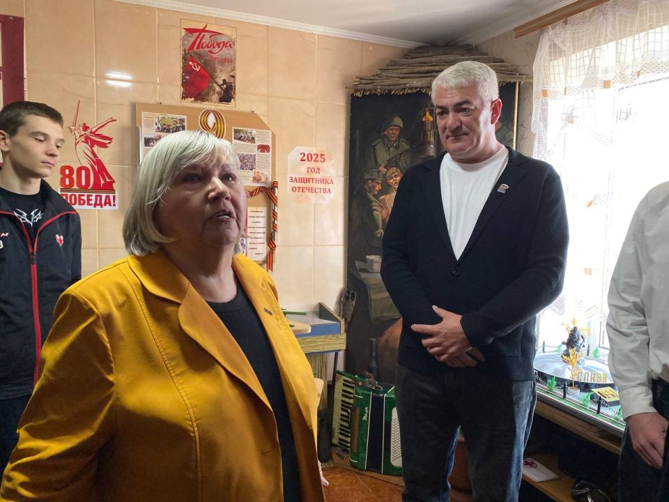 В Геническом строительном колледже прошла тематическая встреча, посвященная годовщине освобождения Геническа от немецко-фашистской оккупации В Геническом строительном колледже прошла тематическая встреча, посвященная годовщине освобождения Геническа от немецко-фашистской оккупации