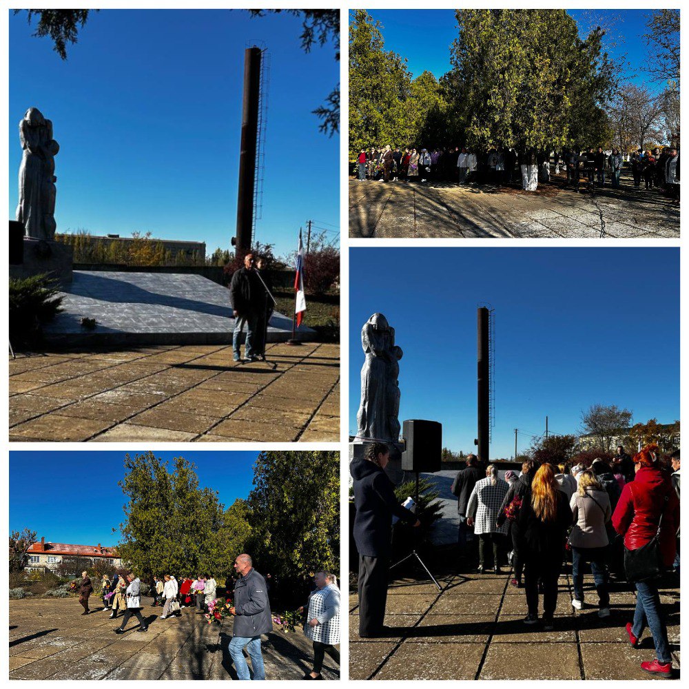 30 октября, в пгт Новоалексеевка, у памятника Скорбящей матери коллектив Дома культуры провел торжественное собрание, посвящённое 82-й годовщине освобождения Новоалексеевки от немецко-фашистских захватчиков