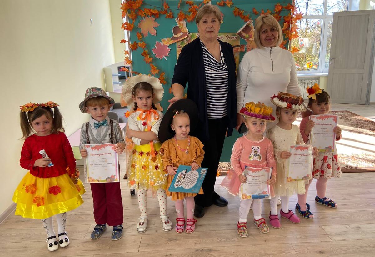 Парад осенних шляп в детском саду «Солнышко»