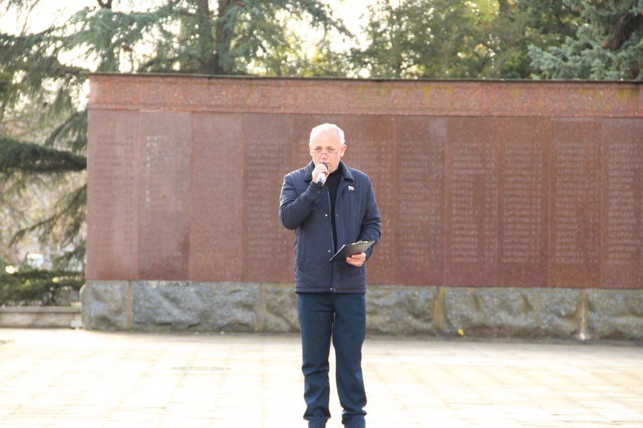 Память жива: Чаплинка отметила День освобождения от фашистских захватчиков! Память жива: Чаплинка отметила День освобождения от фашистских захватчиков!