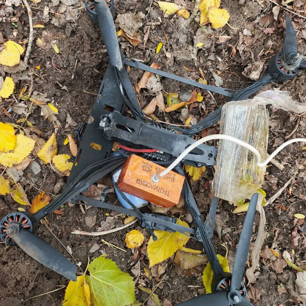 Владимир Оганесов: Обезврежен БПлА в округе. На территории города Таврийск силами военизированной группы разминирования обезврежен БПлА Владимир Оганесов: Обезврежен БПлА в округе. На территории города Таврийск силами военизированной группы разминирования обезврежен БПлА