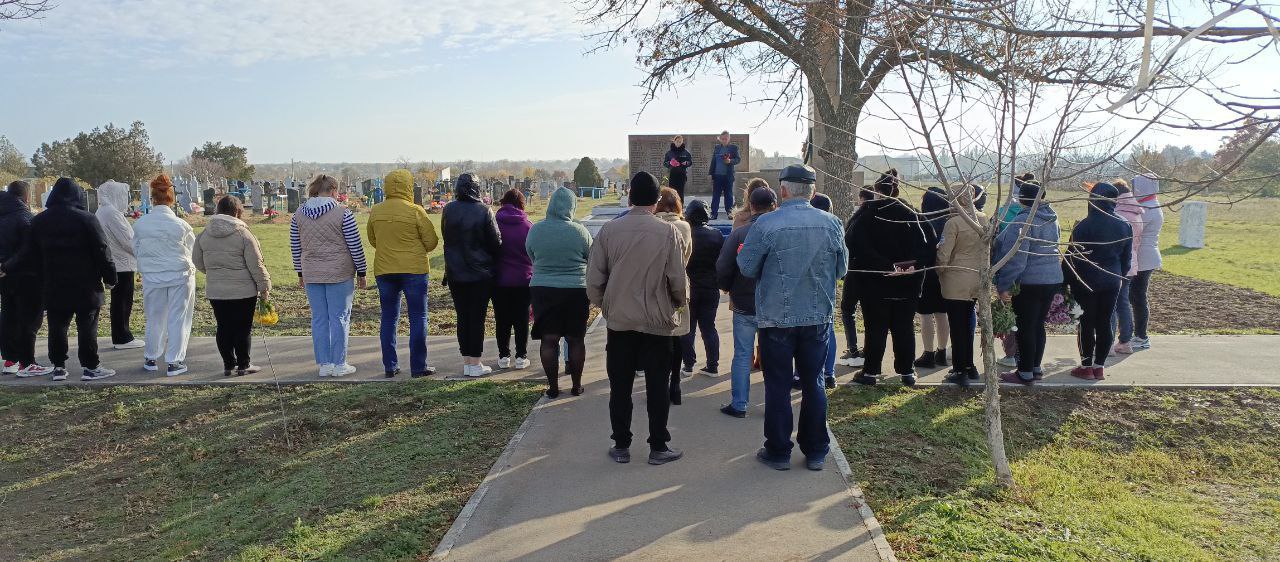 Учреждения культуры Чаплинского муниципального округа провели митинги, посвященные освобождению Чаплинского округа от немецко-фашистских захватчиков Учреждения культуры Чаплинского муниципального округа провели митинги, посвященные освобождению Чаплинского округа от немецко-фашистских захватчиков