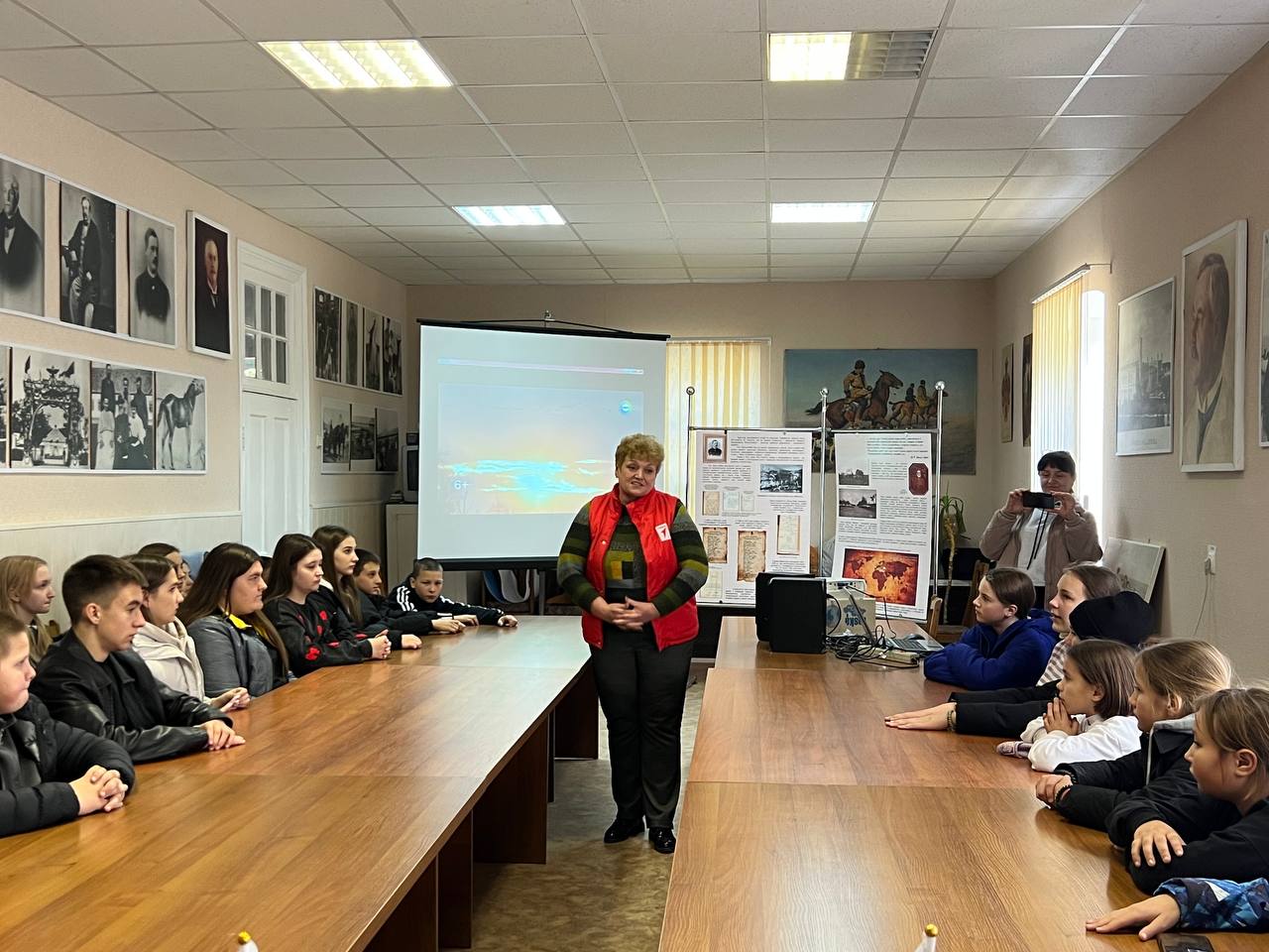 Асканийские школьники – участники экологической акции «Желуди. Каштаны» Асканийские школьники – участники экологической акции «Желуди. Каштаны»