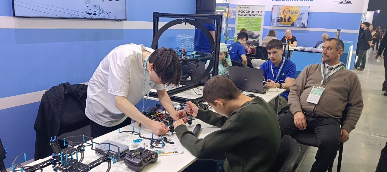 В Москве стартовал Национальный чемпионат "Абилимпикс" В Москве стартовал Национальный чемпионат "Абилимпикс"