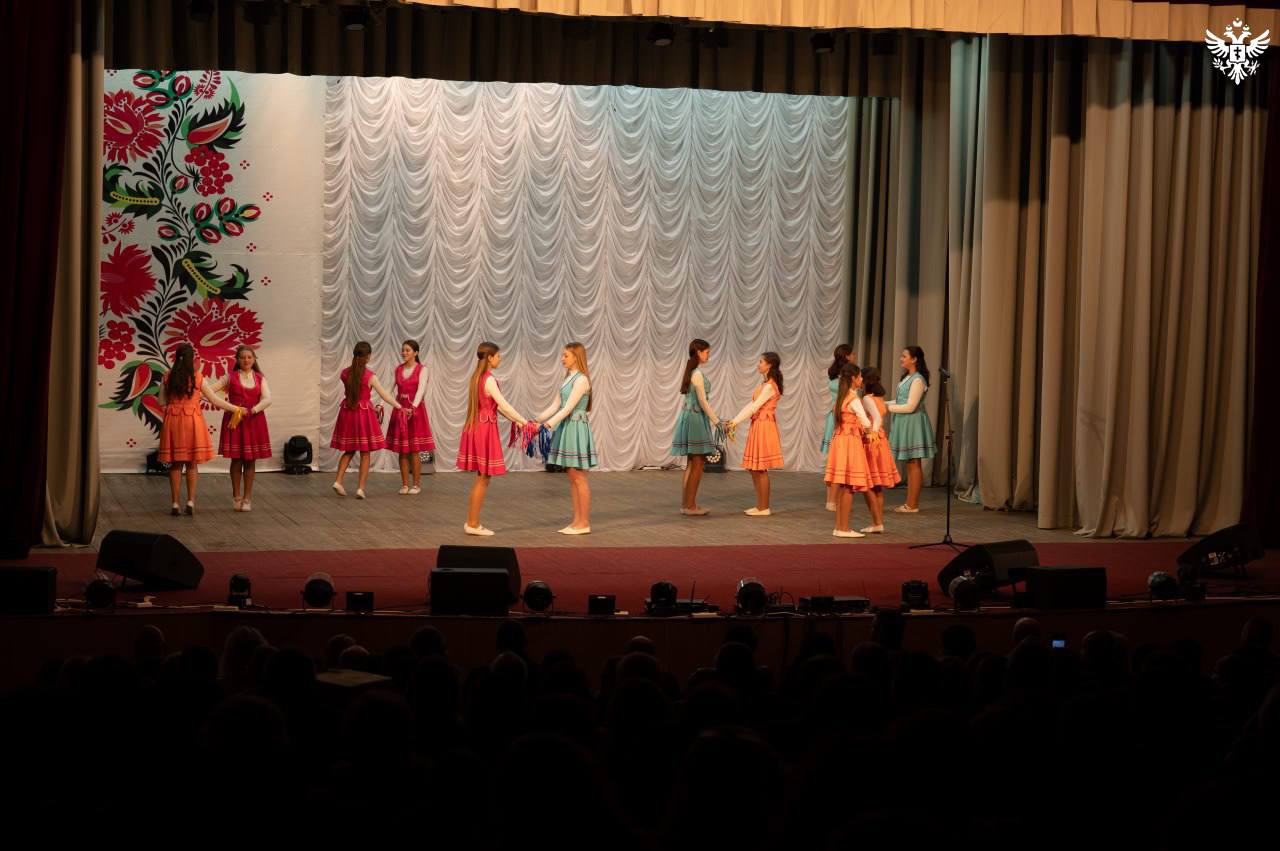 В Новотроицком лучшие аграрии региона получили награды от Губернатора В Новотроицком лучшие аграрии региона получили награды от Губернатора