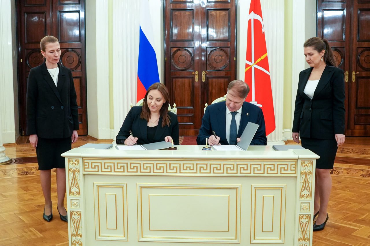 Советы муниципальных образований Херсонской области и Санкт-Петербурга подписали соглашение о сотрудничестве Советы муниципальных образований Херсонской области и Санкт-Петербурга подписали соглашение о сотрудничестве