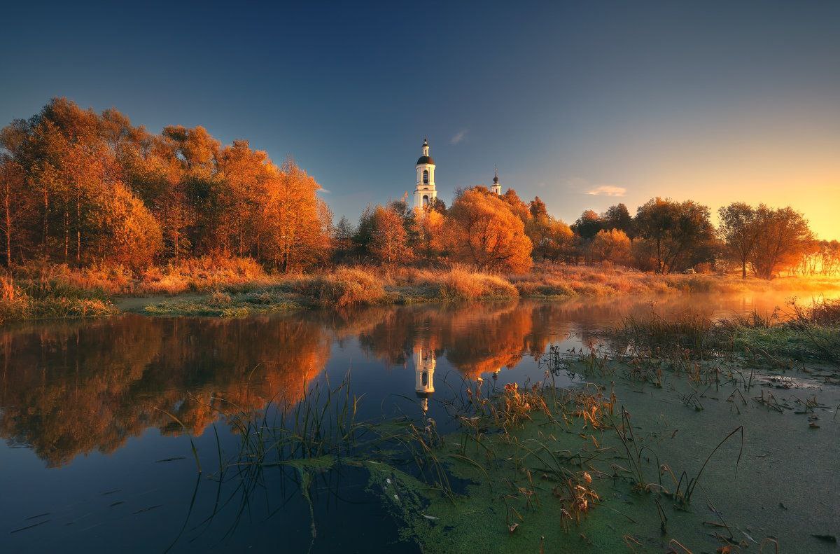 Все мы не вечны в жизни этой, Всему конец есть, есть предел. Бессмертных в этом Мире нету, Ни кто жить дважды не сумел