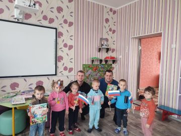 Рязанцы передали гуманитарную помощь в Павловский ясли-сад