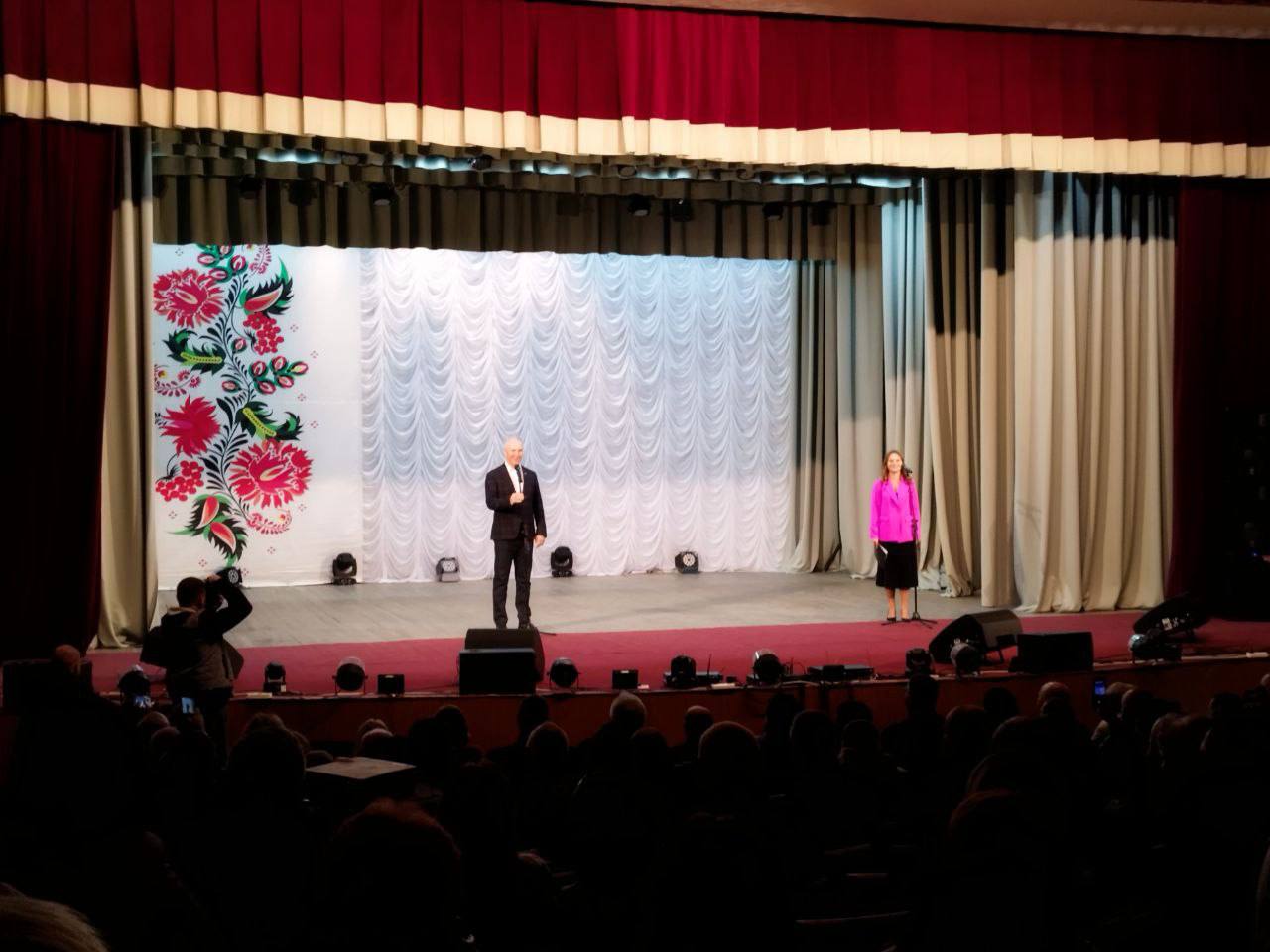 Высокие награды – достойным труженикам! Высокие награды – достойным труженикам!