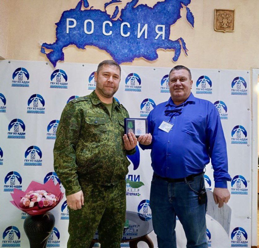 Офицер СК России провел рабочую встречу с директором подшефного детского дома-интерната