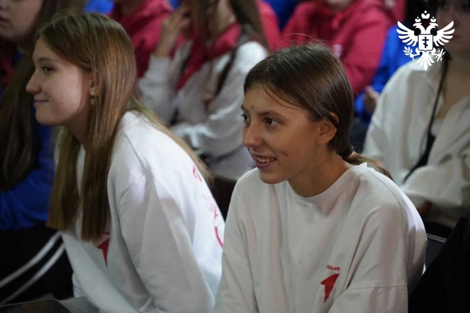 Тематическая смена «Движения Первых» прошла в Крыму Тематическая смена «Движения Первых» прошла в Крыму