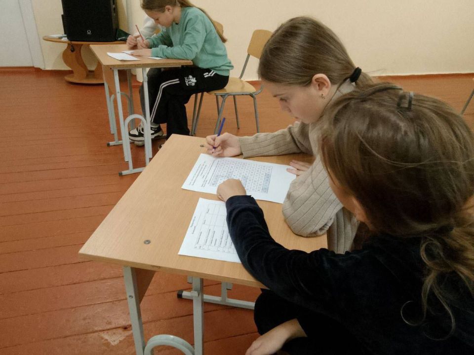 В Приморской школе прошла квест-игра «Театральное путешествие» В Приморской школе прошла квест-игра «Театральное путешествие»