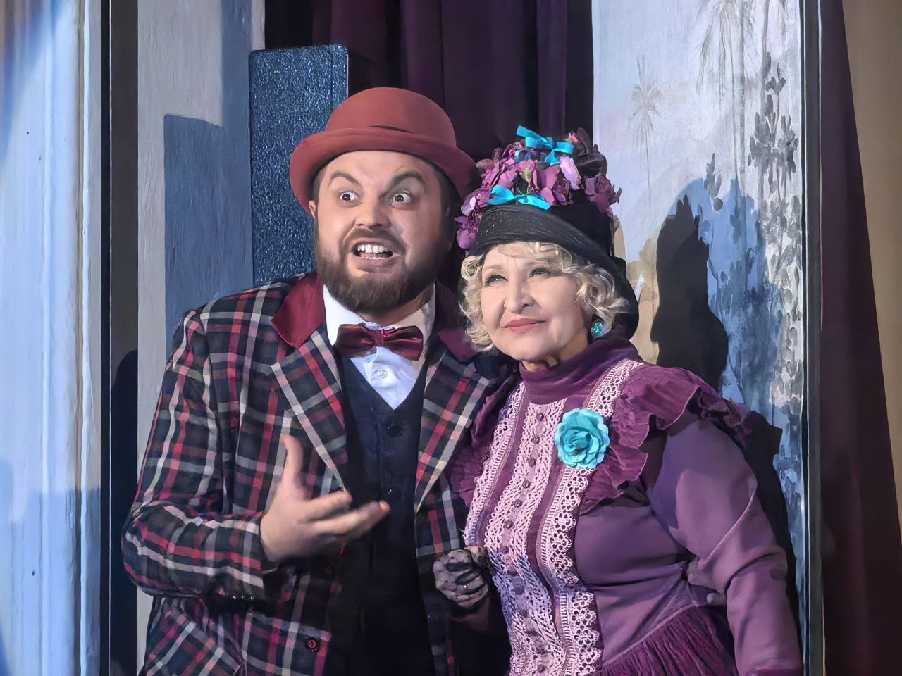 В Геническе с аншлагом прошла премьера спектакля "Семейное счастье"! В Геническе с аншлагом прошла премьера спектакля "Семейное счастье"!