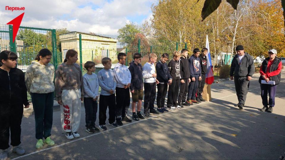 Первые Генической школы провели соревнования по легкой атлетике Первые Генической школы провели соревнования по легкой атлетике