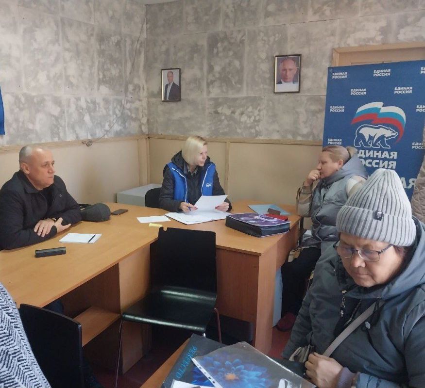 В селе Шевченко состоялся выездной прием граждан от "Единой России"! В селе Шевченко состоялся выездной прием граждан от "Единой России"!