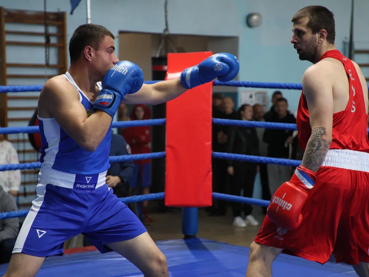 Боксерские соревнования ко Дню народного единства открылись в Скадовске Боксерские соревнования ко Дню народного единства открылись в Скадовске