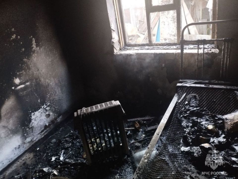 #ОперативкаМЧС84. Сотрудники МЧС Херсонской области ликвидировали пожар в Каховке В городе Каховка на улице Пушкина произошло возгорание в доме