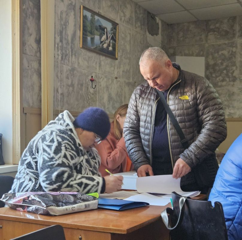 В селе Шевченко состоялся выездной прием граждан от "Единой России"! В селе Шевченко состоялся выездной прием граждан от "Единой России"!