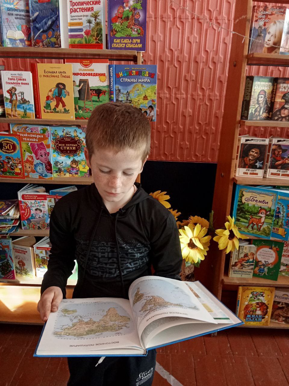 Братская библиотека: Сердце сообщества, где рождаются мечты и дружба!