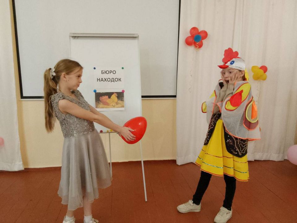 В Приморской школе прошла квест-игра «Театральное путешествие» В Приморской школе прошла квест-игра «Театральное путешествие»