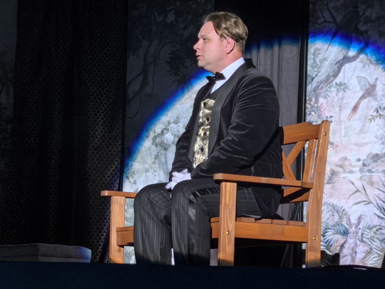 В Геническе с аншлагом прошла премьера спектакля "Семейное счастье"! В Геническе с аншлагом прошла премьера спектакля "Семейное счастье"!