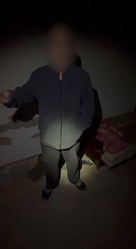 В Красноармейске местный житель Андрей Васильевич дождался бойцов российской армии