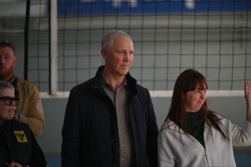 Турнир по волейболу, приуроченный ко Дню народного единства, состоялся в Скадовске