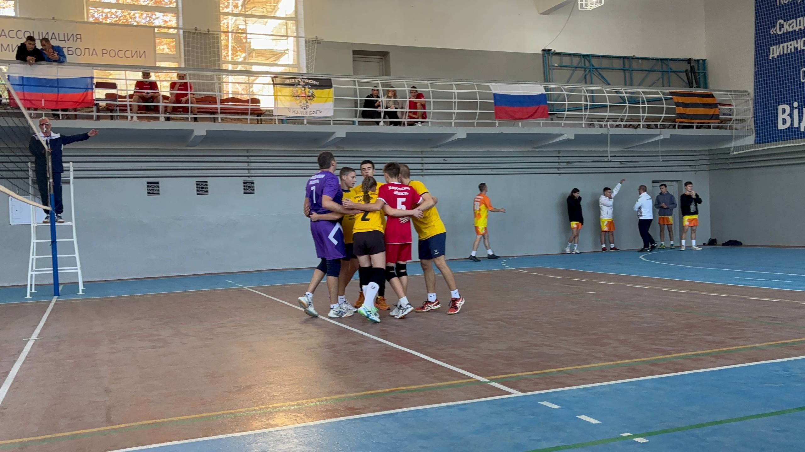 Команда спортивного клуба «Аматор» на Кубке ко Дню народного единства в г. Скадовск Команда спортивного клуба «Аматор» на Кубке ко Дню народного единства в г. Скадовск