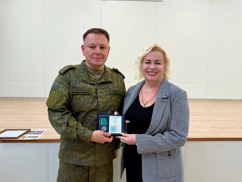 В Херсонской области по поручению Председателя СК России работники образовательных учреждений отмечены ведомственными наградами