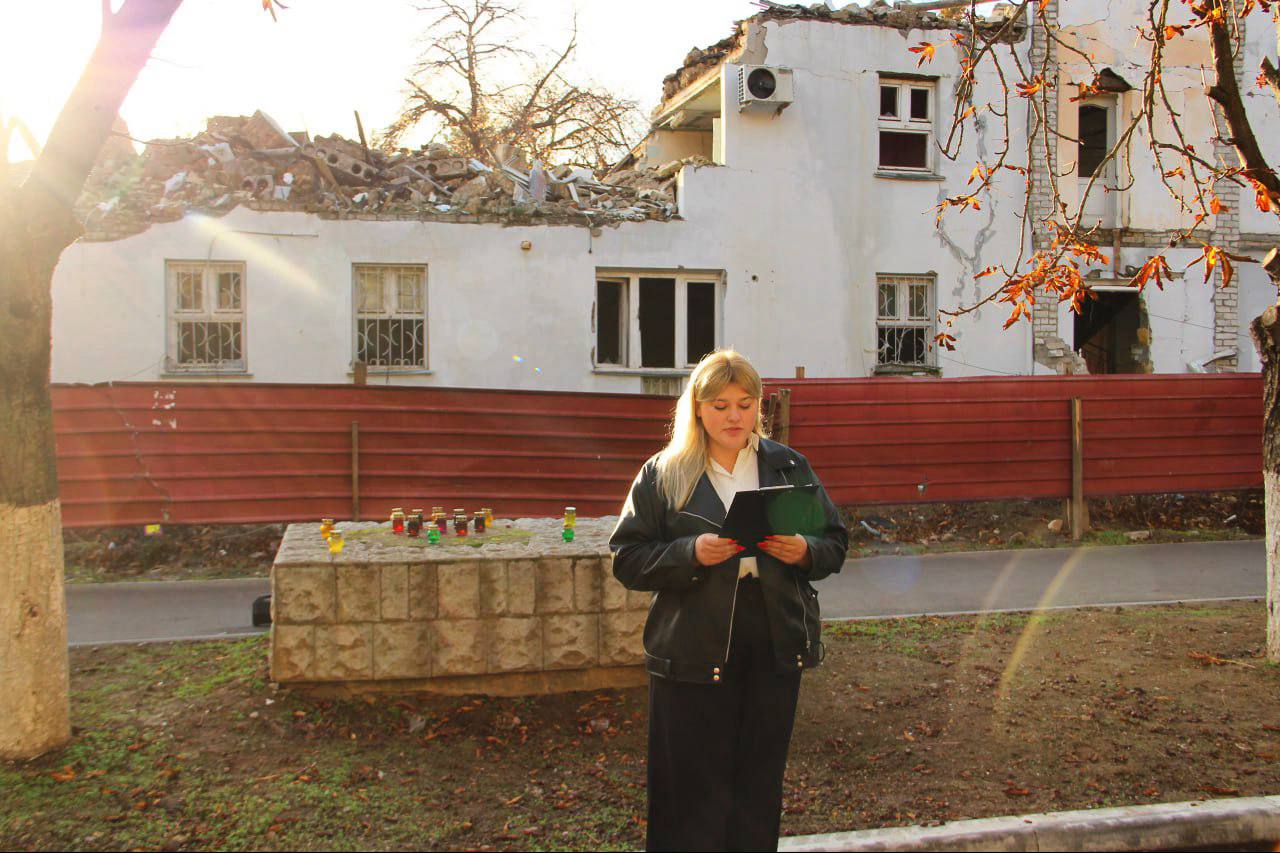 Чаплинка скорбит: митинг в память о жертвах обстрела